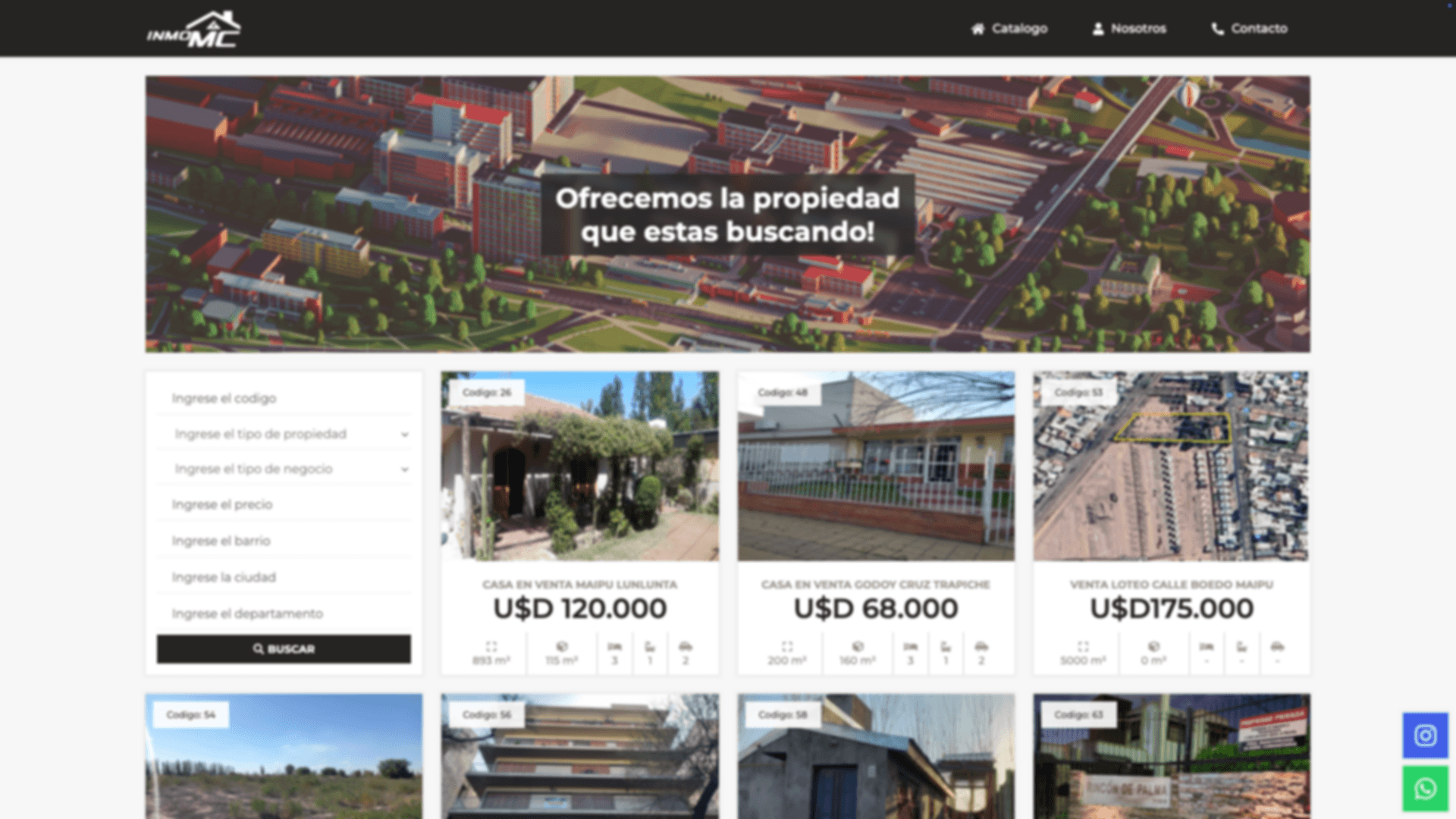 Catálogo de InmoMC: un buscador por código, tipo de propiedad, precio y barrio junto a fichas de casas y lotes con foto, precio, superficie y ambientes